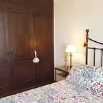 Luxuri Apart