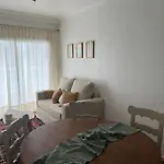 Departamento En Excelente Ubicacion Con 2 Dormitorios!