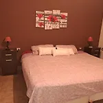 Casa Con Piscina Y Parque En Salta , Zona Aeropuerto