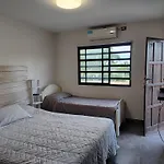 Casa De 2 Pisos, Zona Aeropuerto, 3 Dormitorios