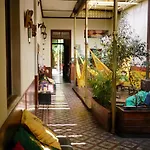 Hostal Prisamata