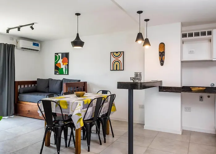 Hermoso Departamento En Maipu 49 - Cochera Para Vehiculos Chicos