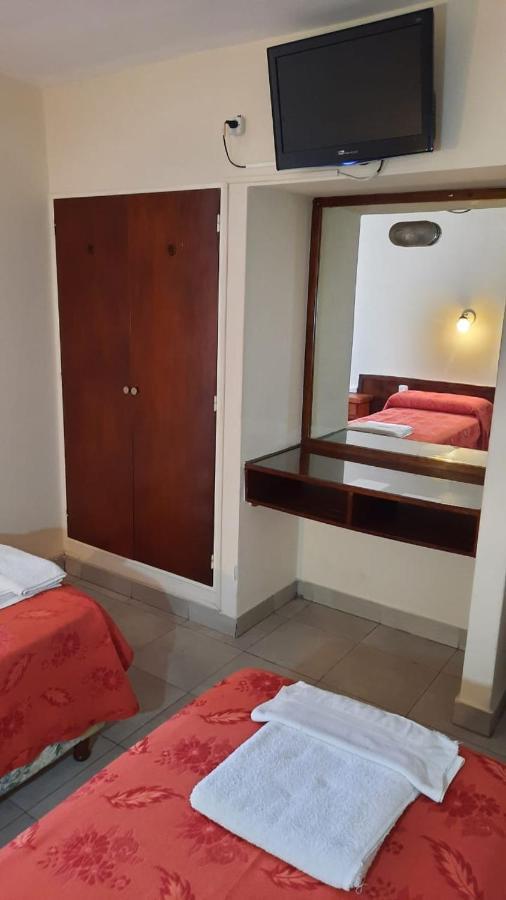 Marilian Ii Hotel *
