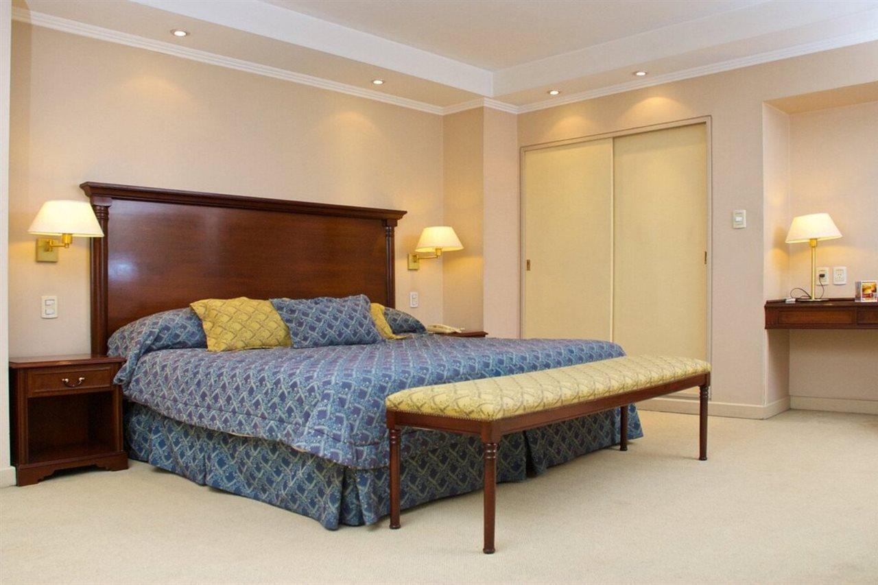 Hotel Provincial Plaza