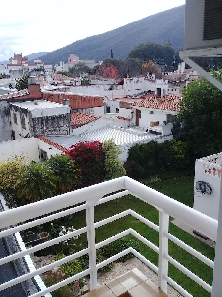 Marilian Aparthotel