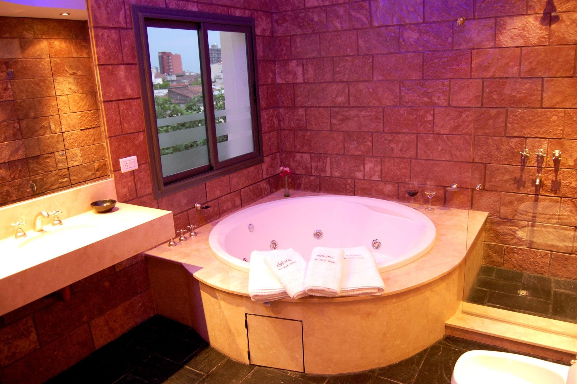 Delvino Boutique 4*