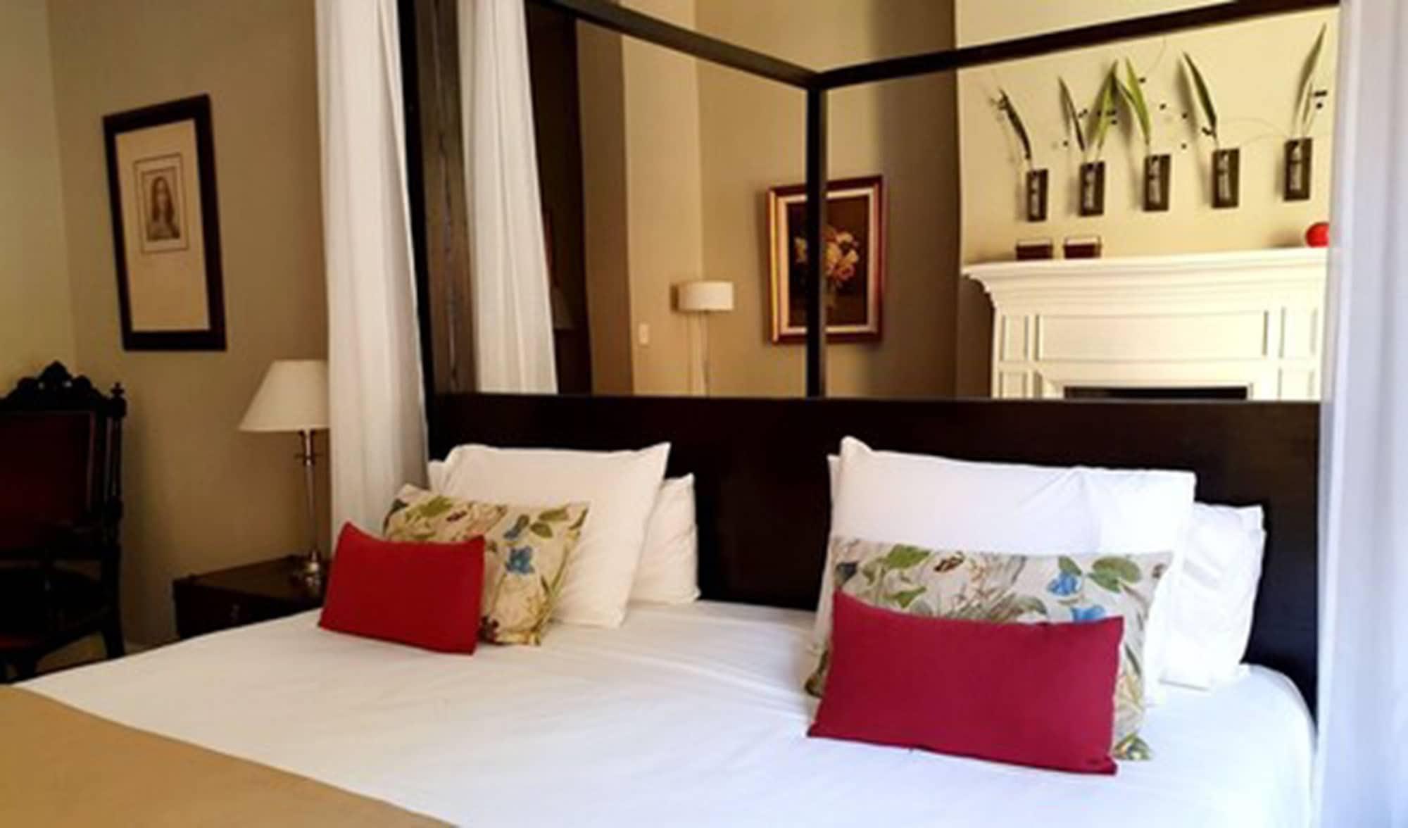 Legado Mitico Boutique Hotel