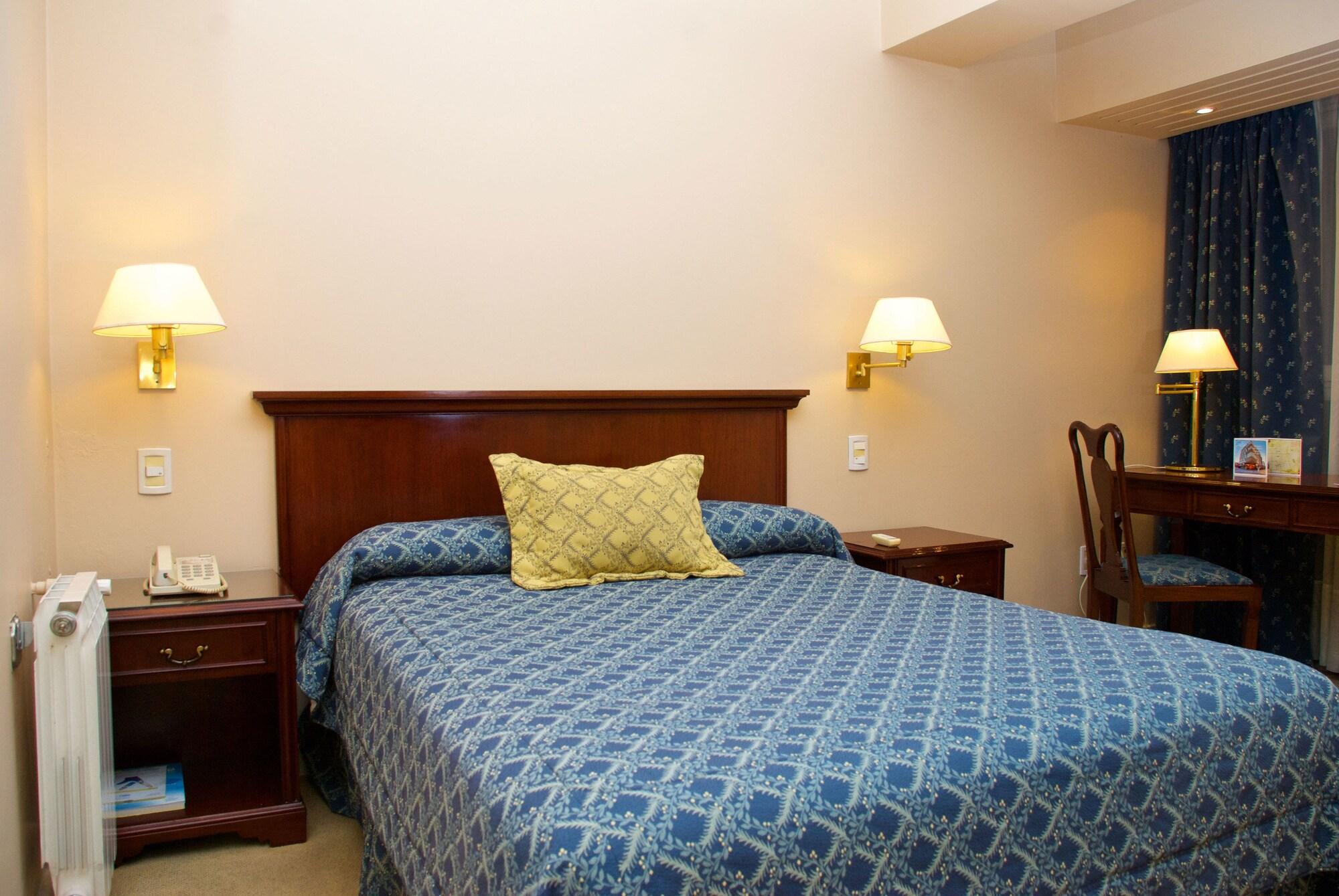 Hotel Provincial Plaza
