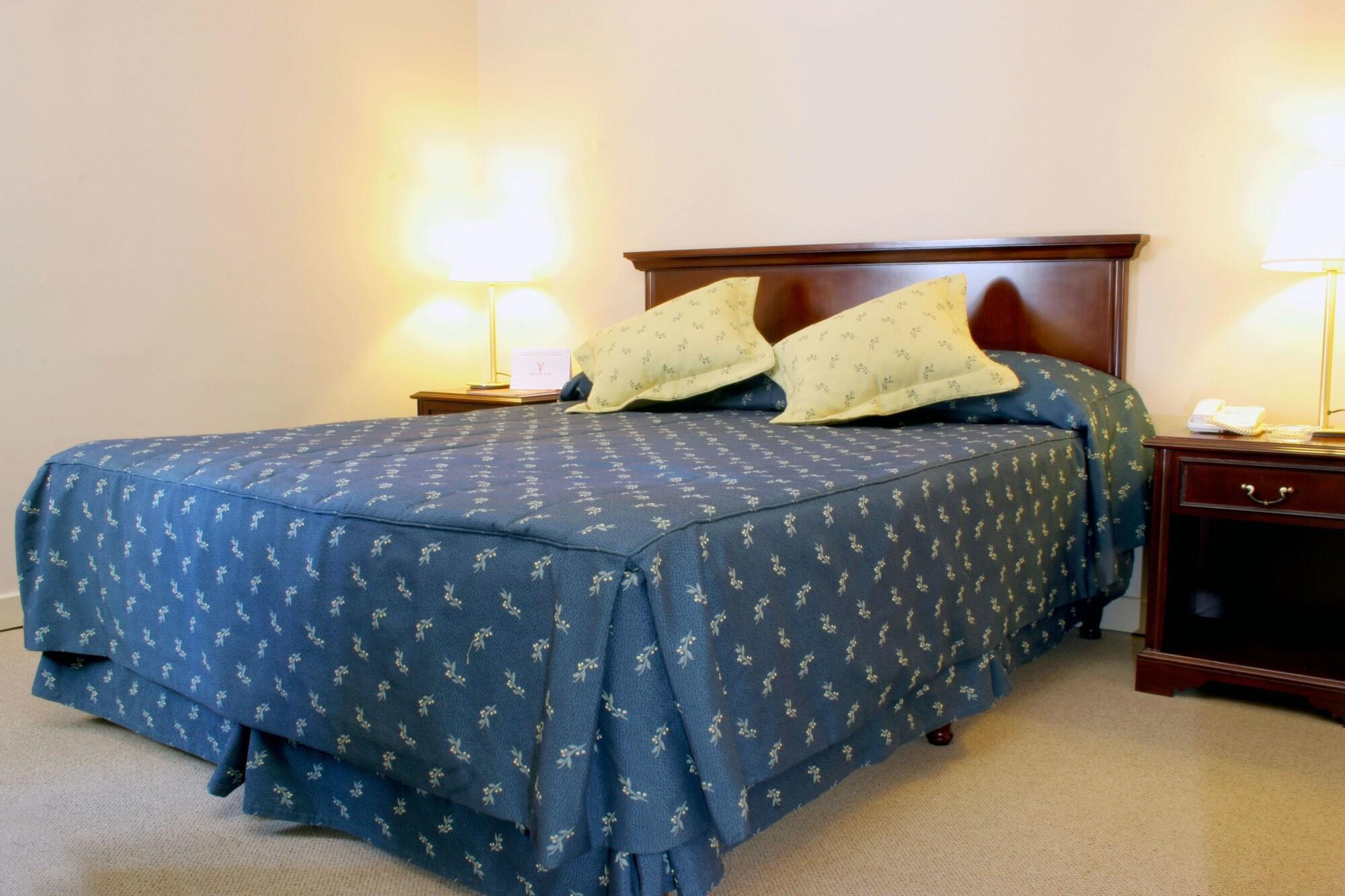 Provincial Plaza Hotel 4*
