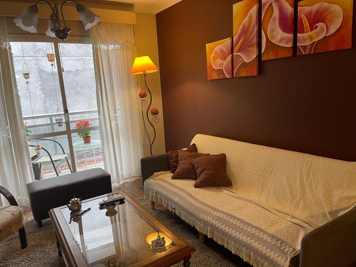 Apart Bicentenario Apartment *