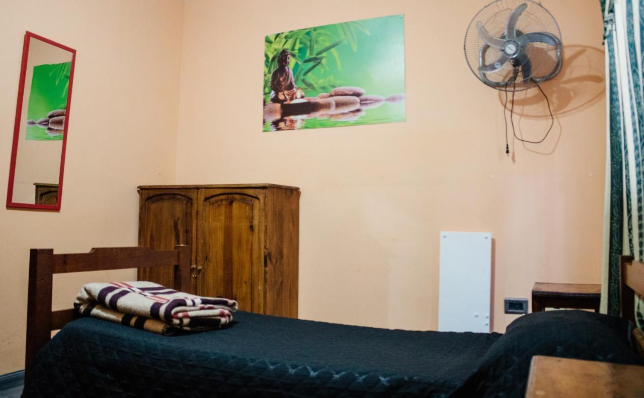 Namaste Hostal *