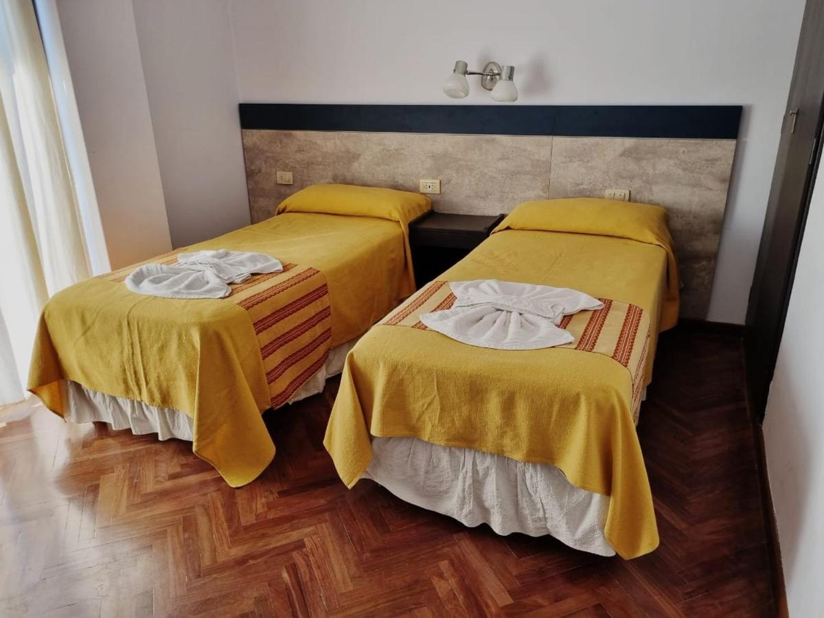 Crystal Hotel 2*