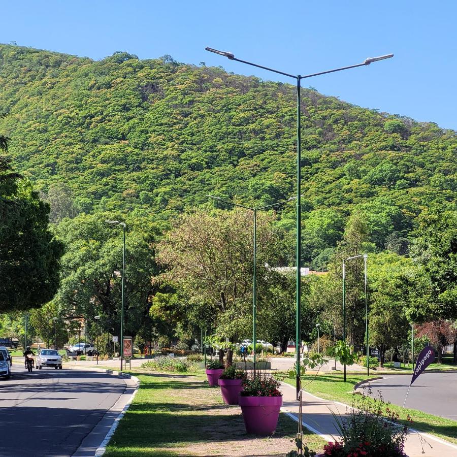 Hills 2 * Salta