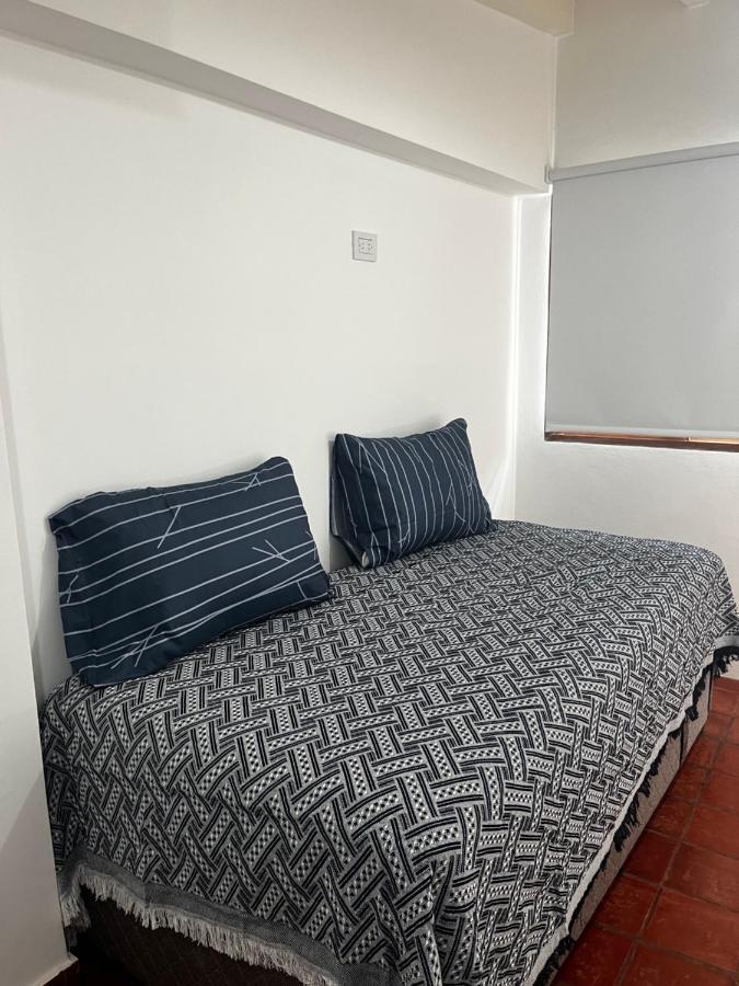 Tres Cerritos