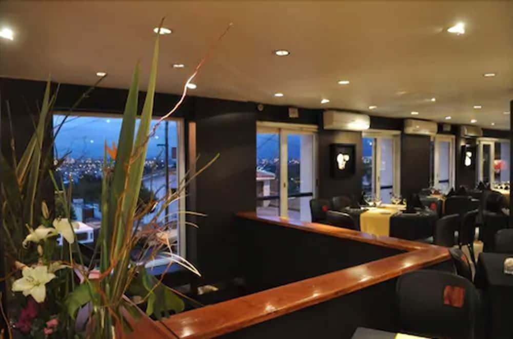 Hotel Portezuelo 4*