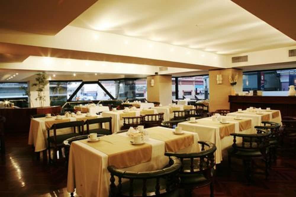 Hotel Provincial Plaza Salta