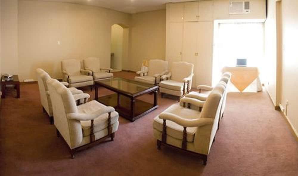 Provincial Plaza 4* Salta