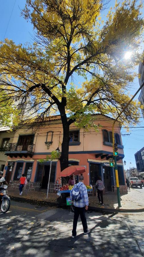 Casabunda Multiespacio, Privada En El Centro Guest house Salta