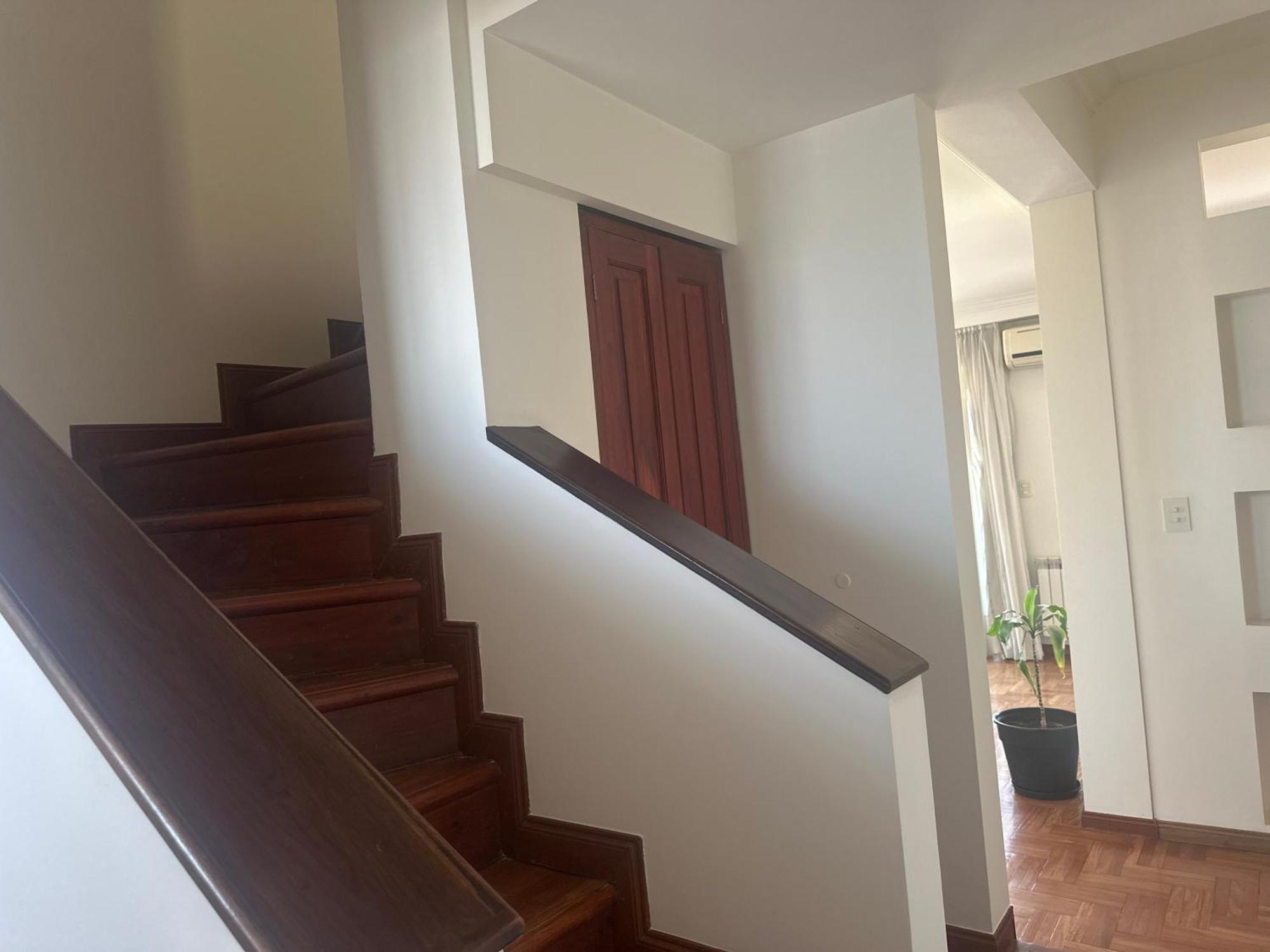 Departamento 2 Pisos 3 Hab 4 Banos *