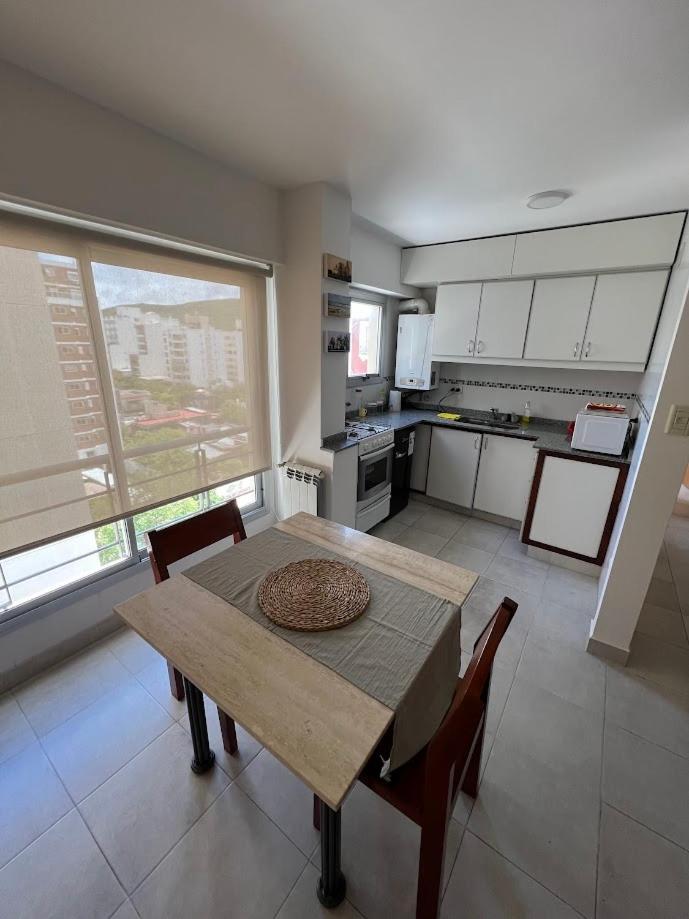 Departamento Amoblado Zona Shopping Alto Noa Apartamento *