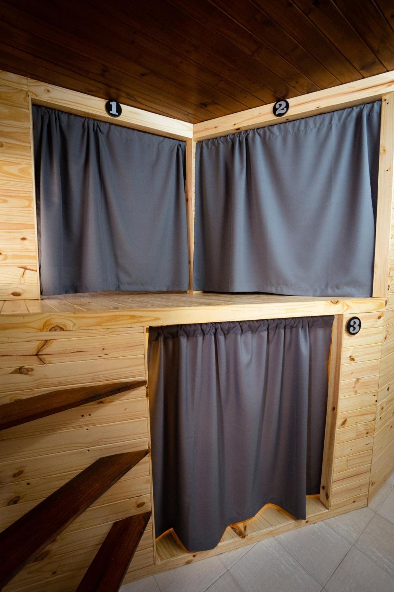 Capsule hotel Lead Pods Salta