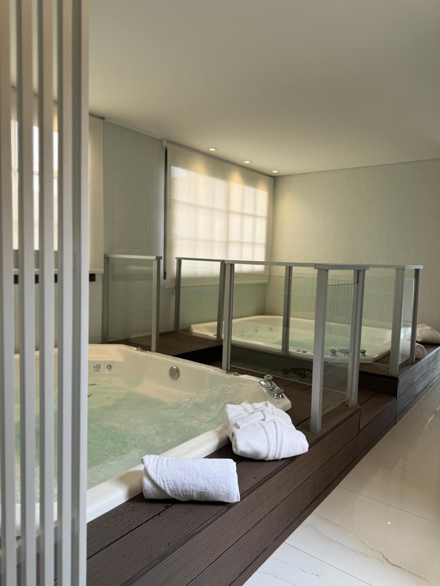 Guemes & Hotel 4*