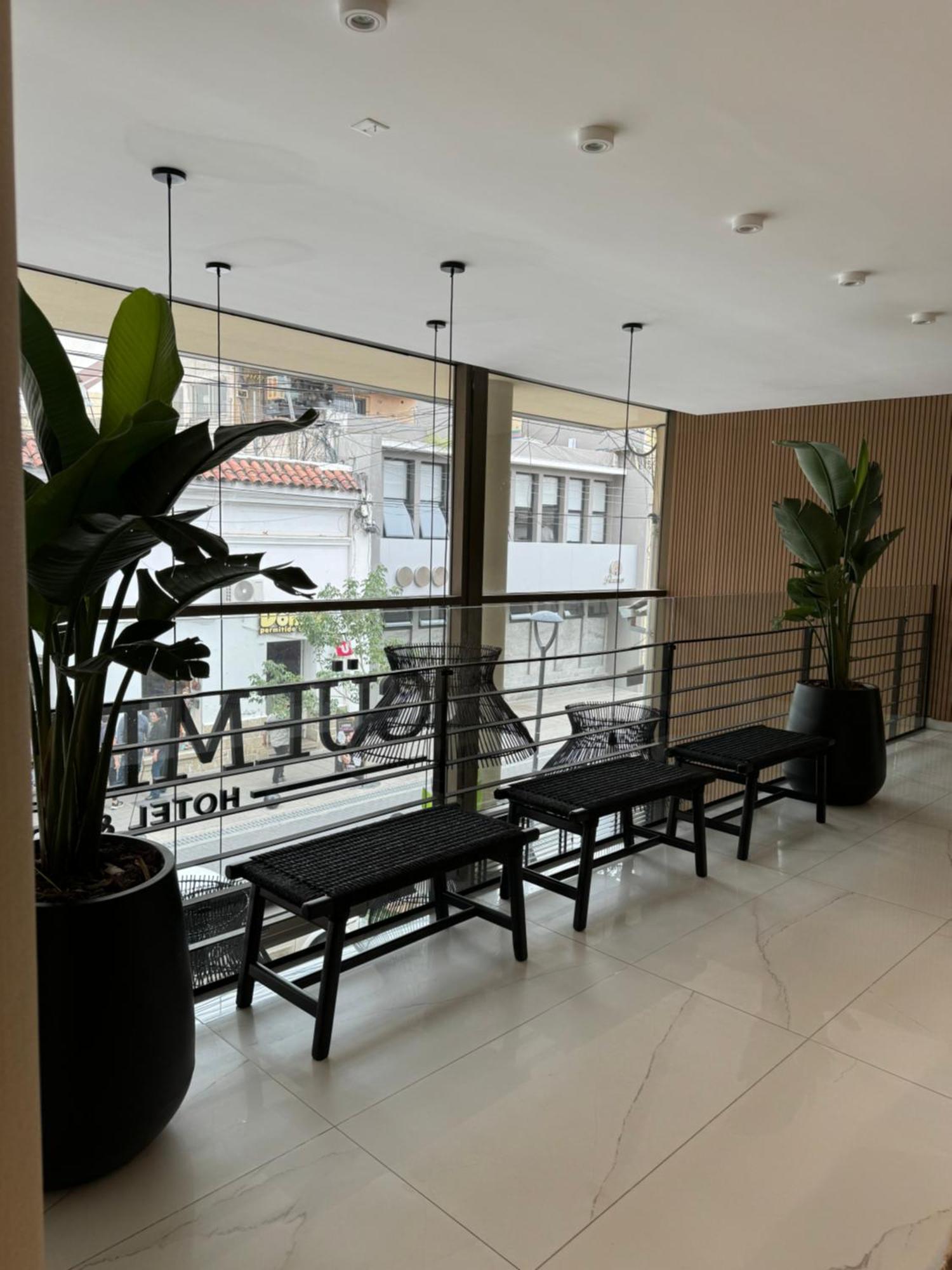 Guemes & Hotel 4*