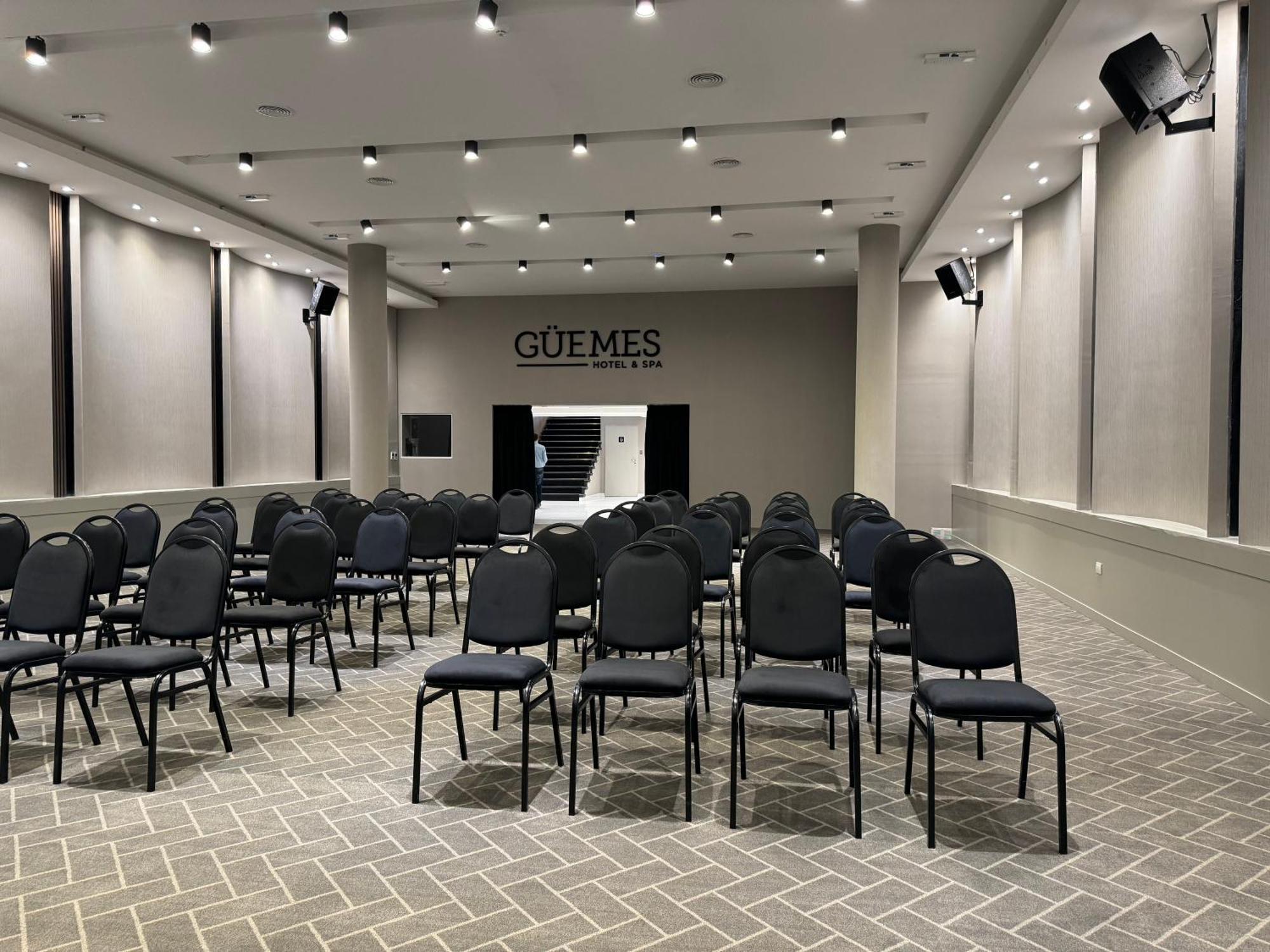 Hotel Guemes &