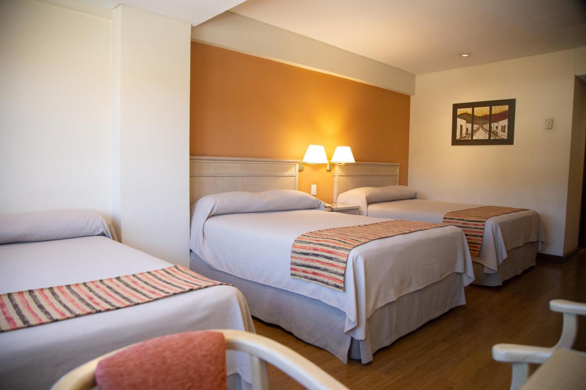 Casa Real Hotel