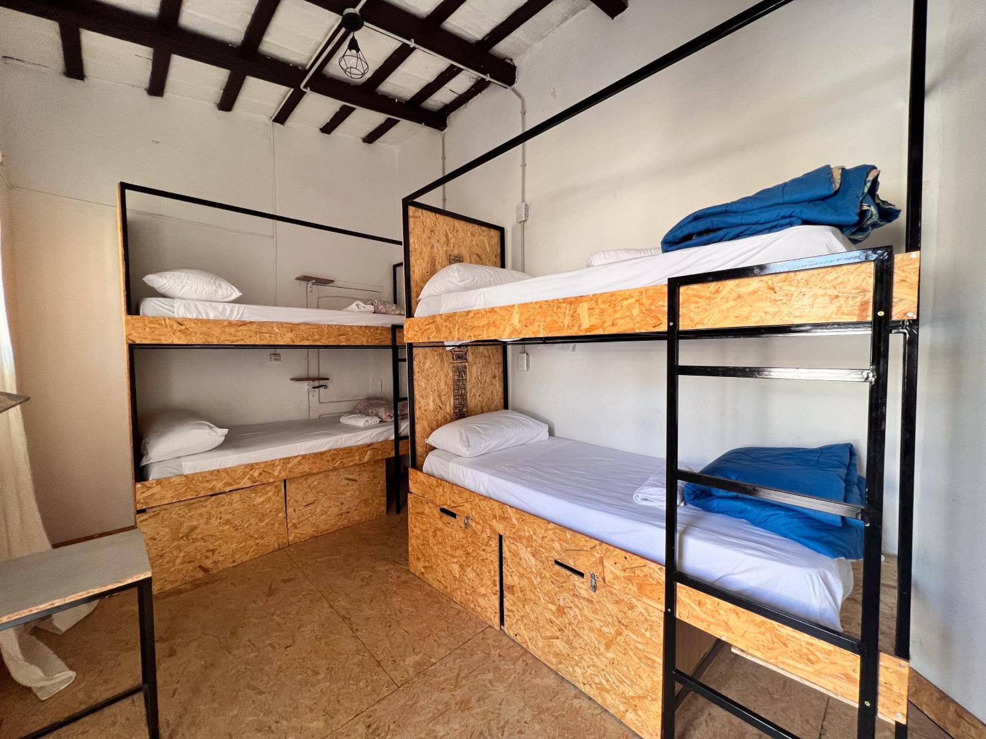 Hostel Casa Montana *