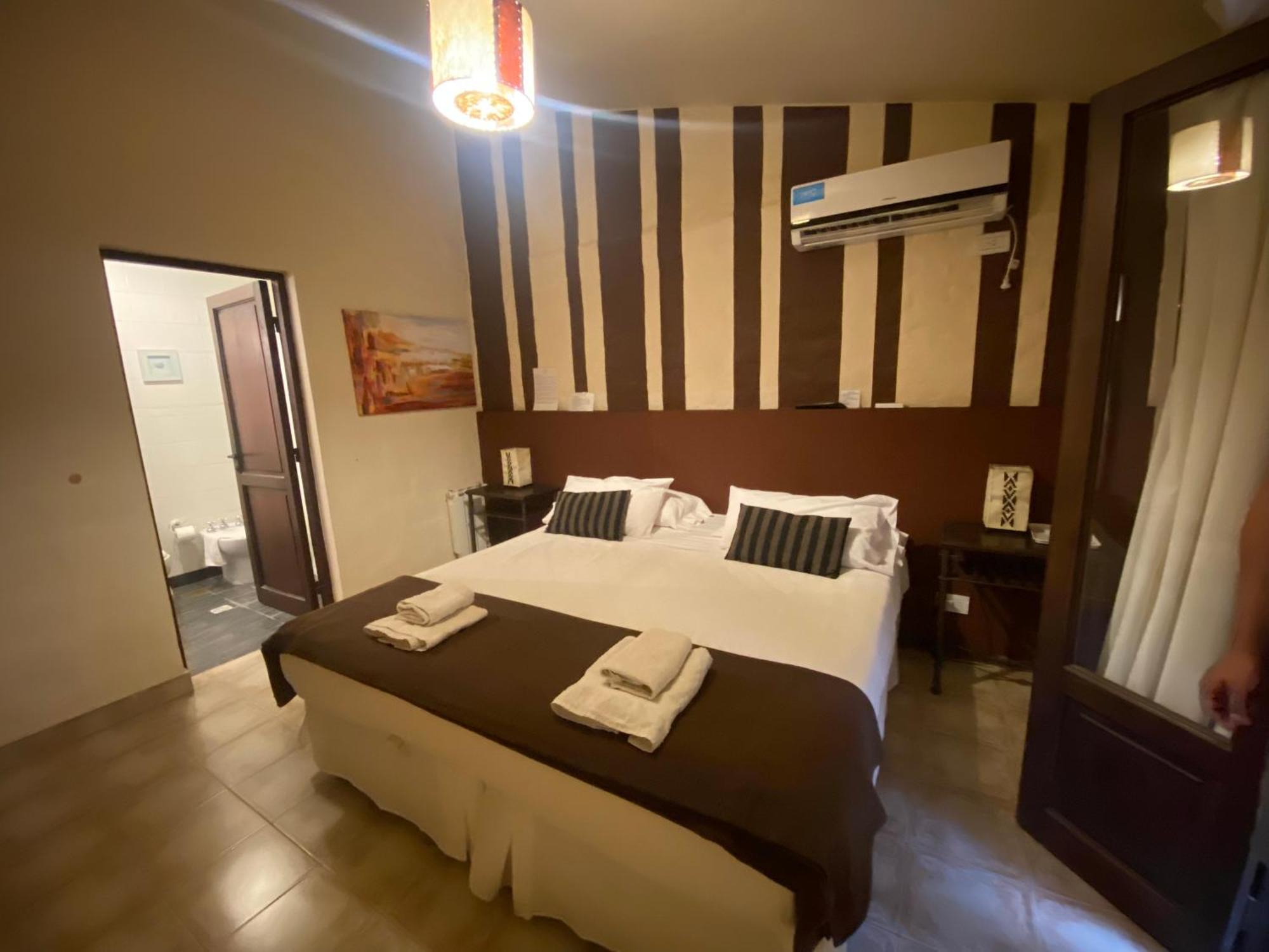 Bed & Breakfast Chirimoyas *