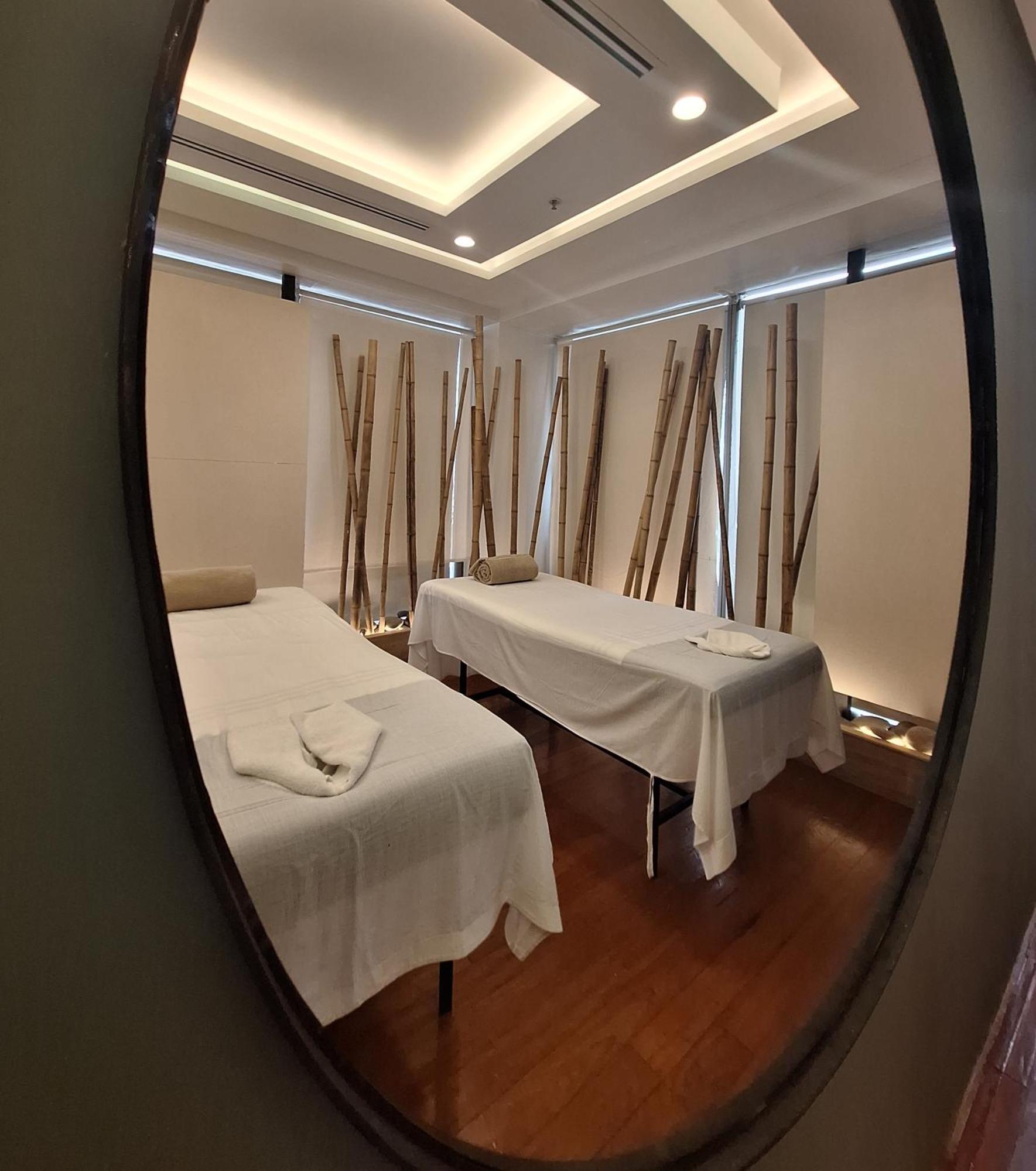 Hotel Alejandro 1º 5*