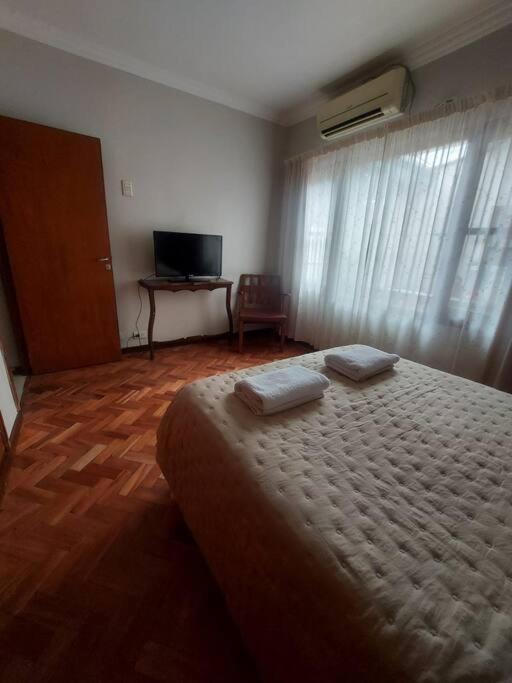 Apartamento Departamento Amplio Y Tranquilo. *