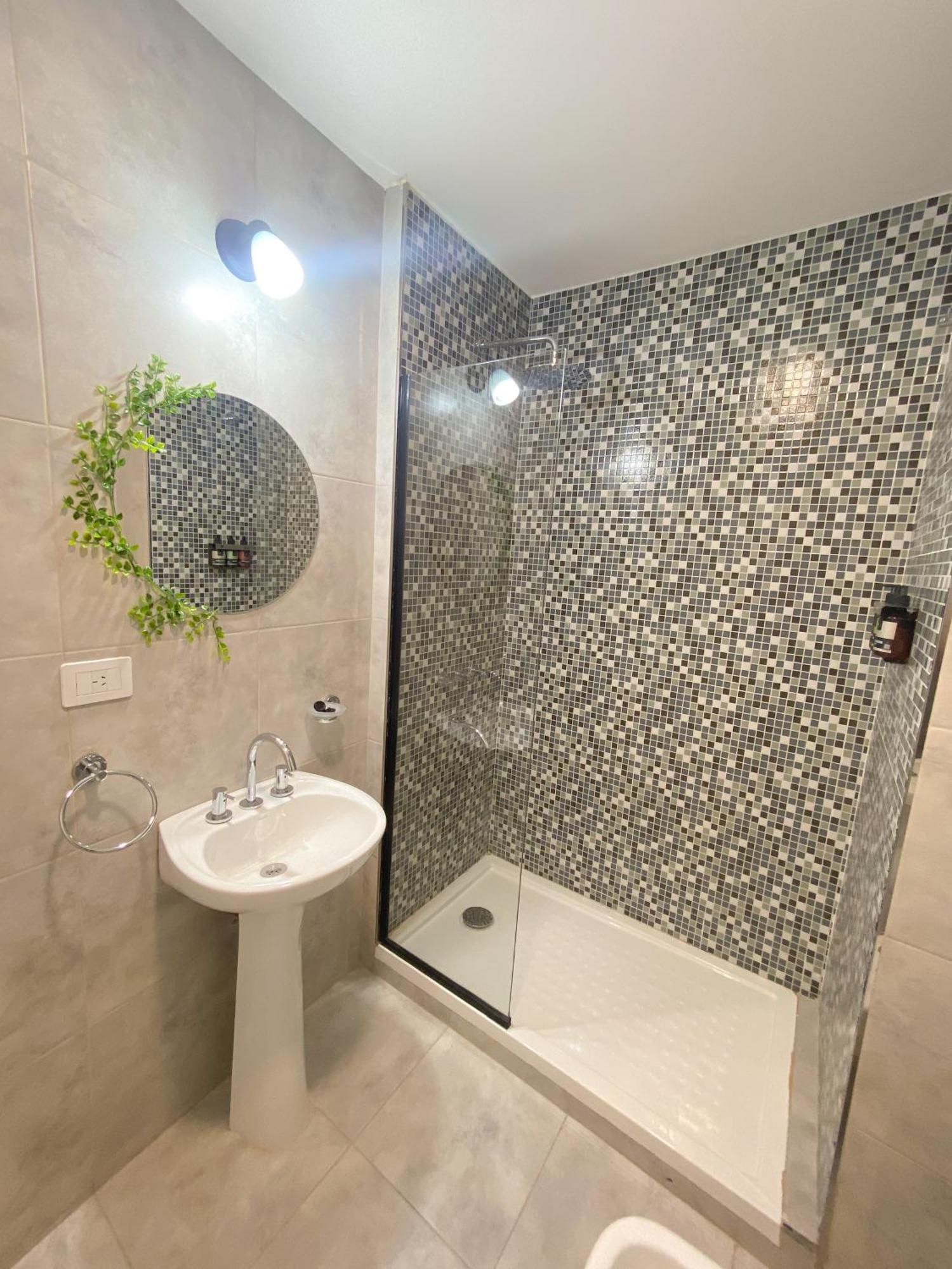 Caseros Hotel