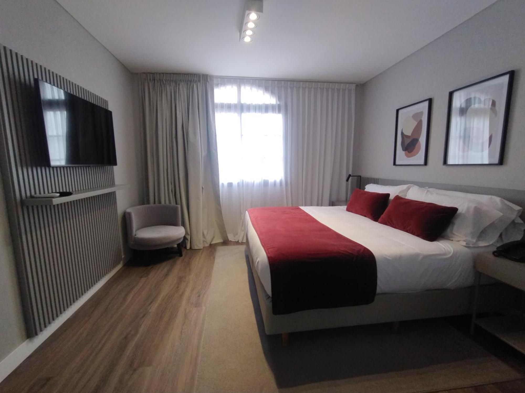 Hotel Guemes & Salta