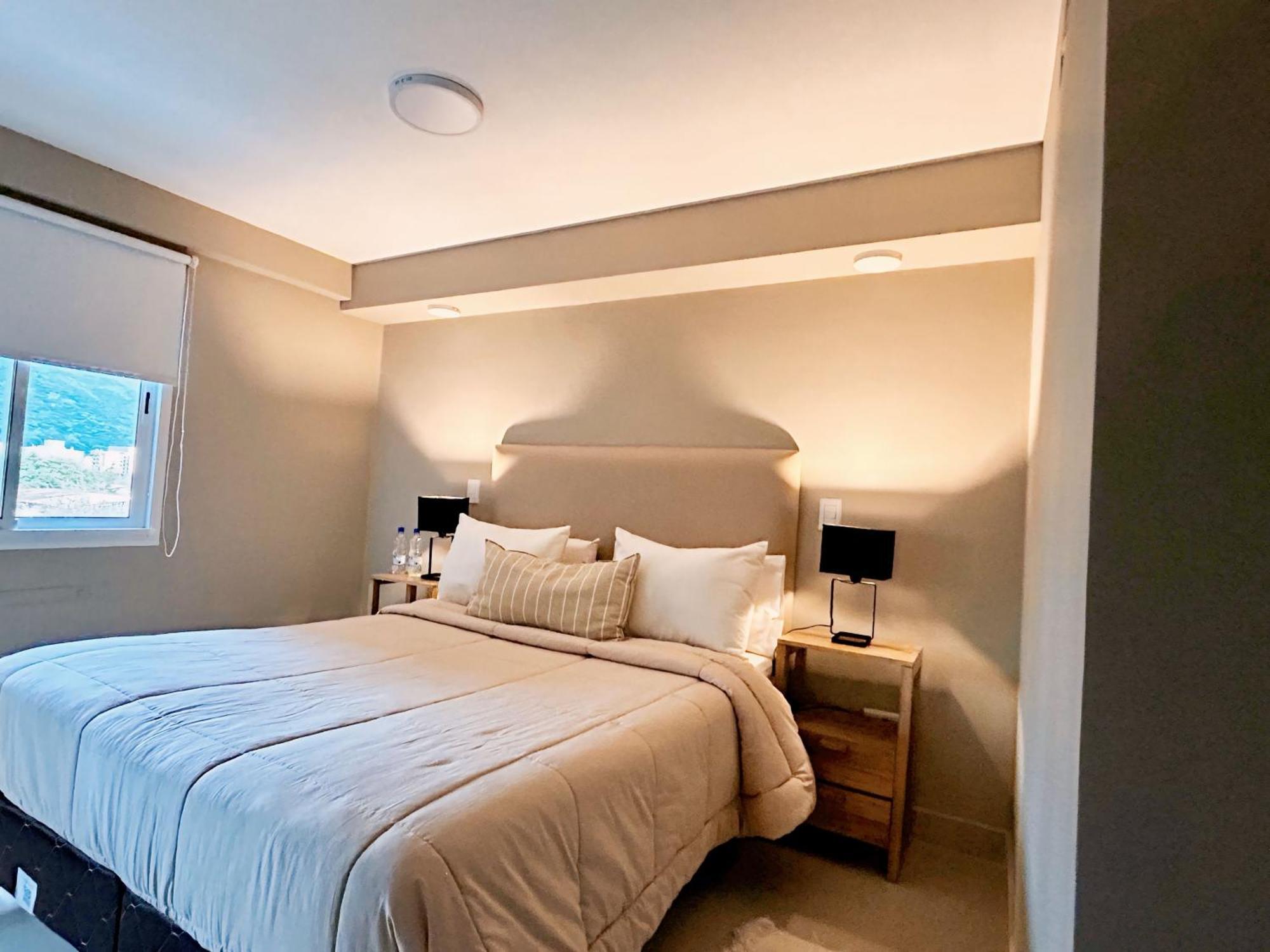 12 O Tower En El Centro De - Free Parking