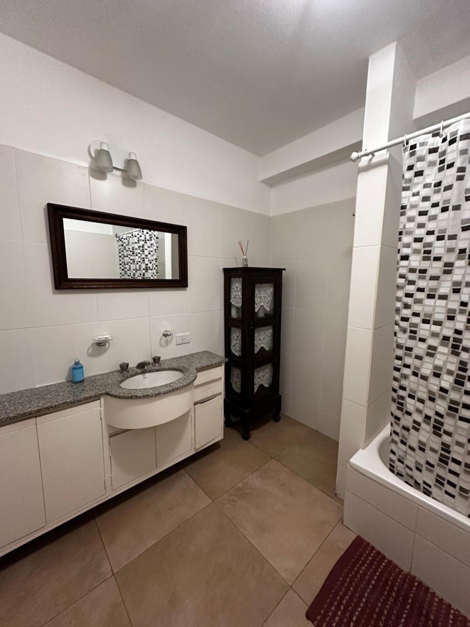 Departamentos Balcarse Homestay *