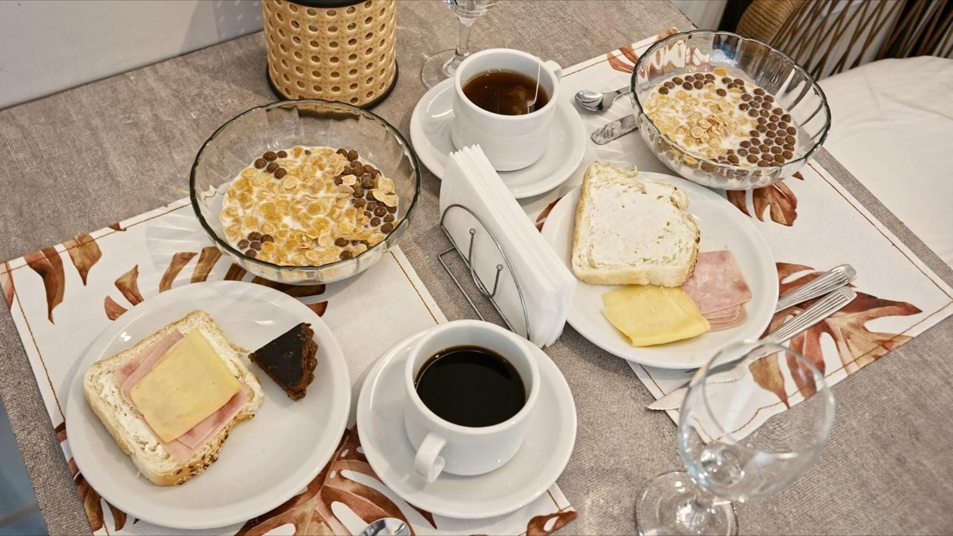 Hotel Caseros