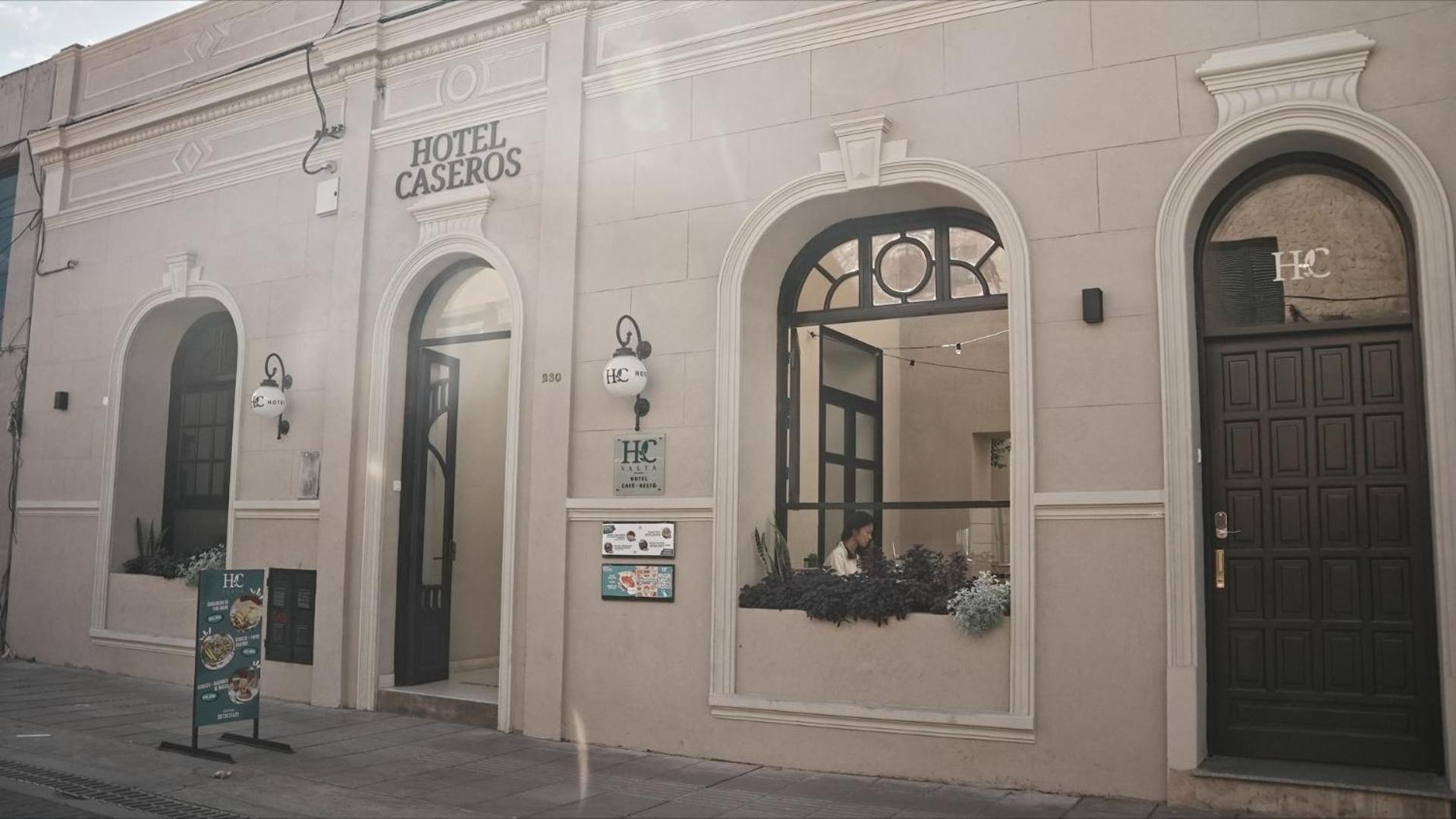Caseros Hotel 3*