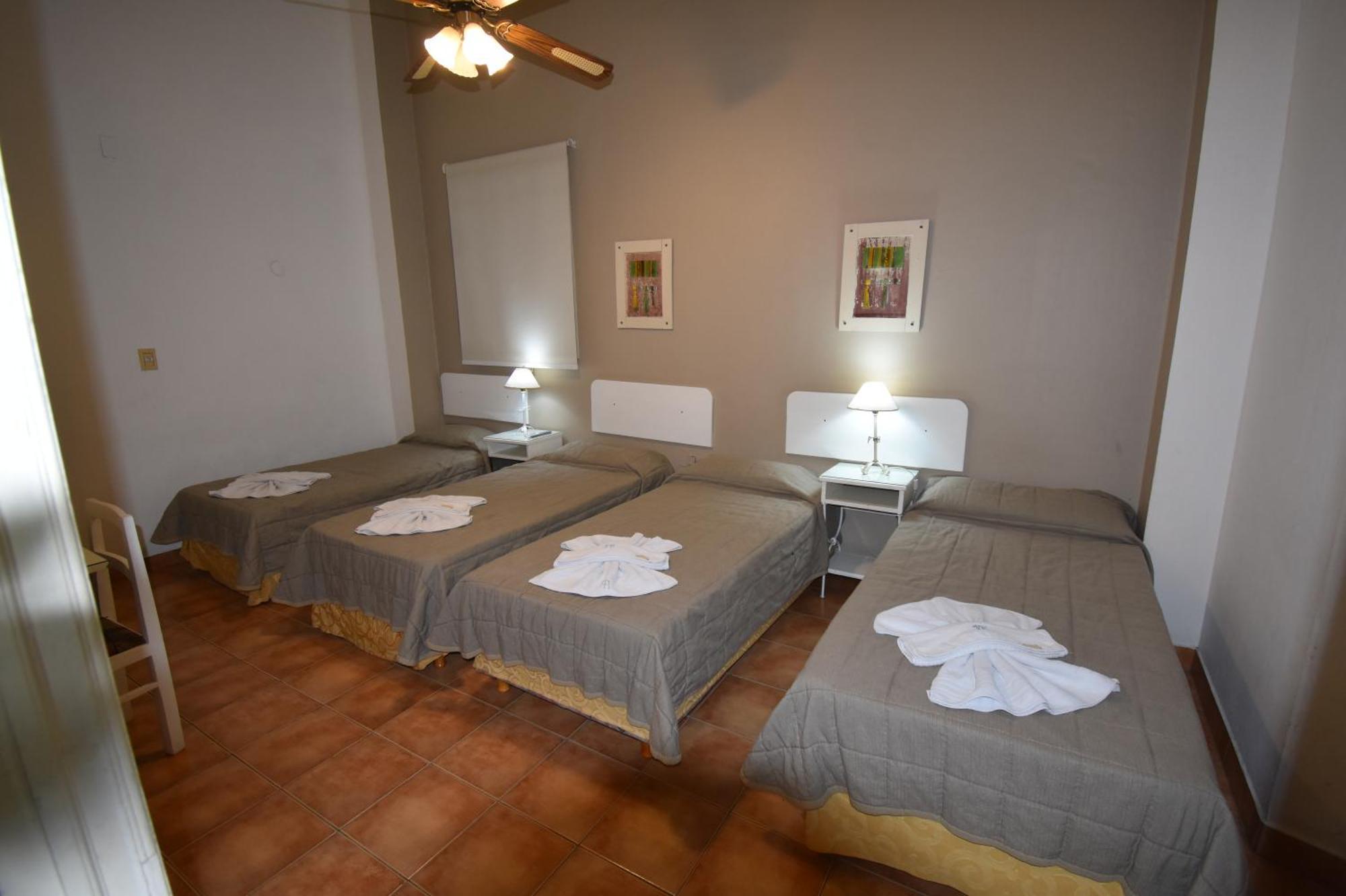 Hotel Plaza 2*