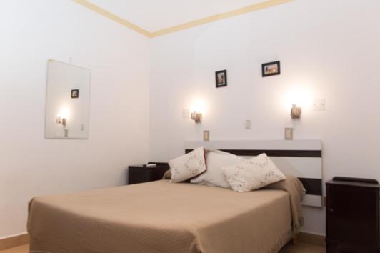 Residencial España * Salta