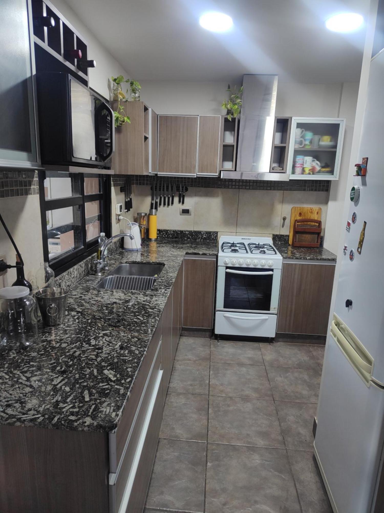 Сasa de vacaciones Casa De 2 Pisos, Zona Aeropuerto, 3 *