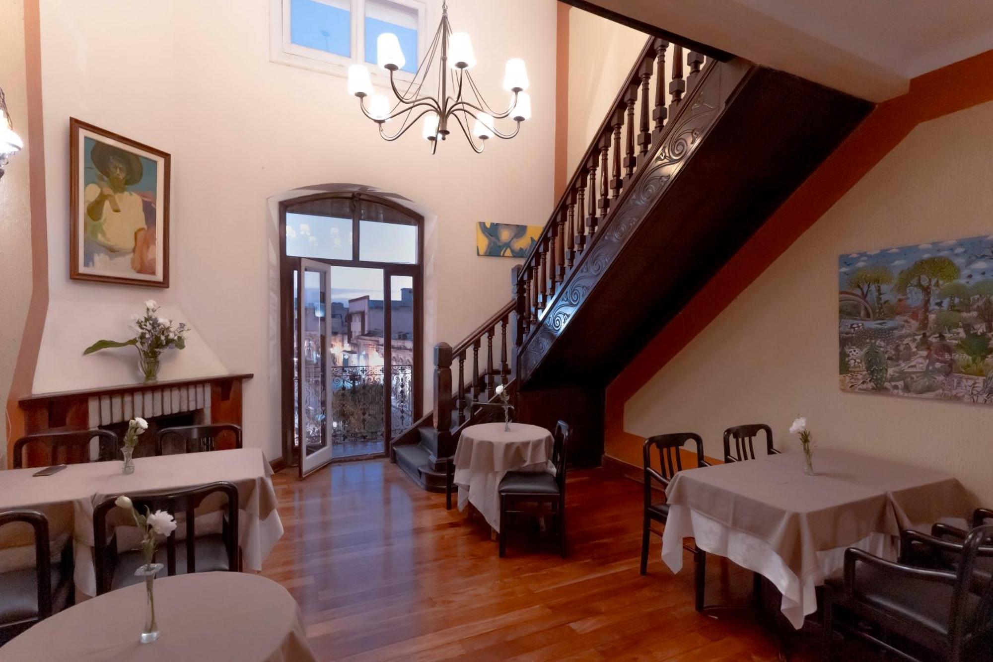 Colonial Hotel 3*