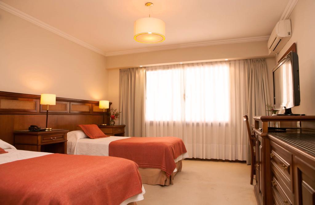 Hotel Ayres De 4*