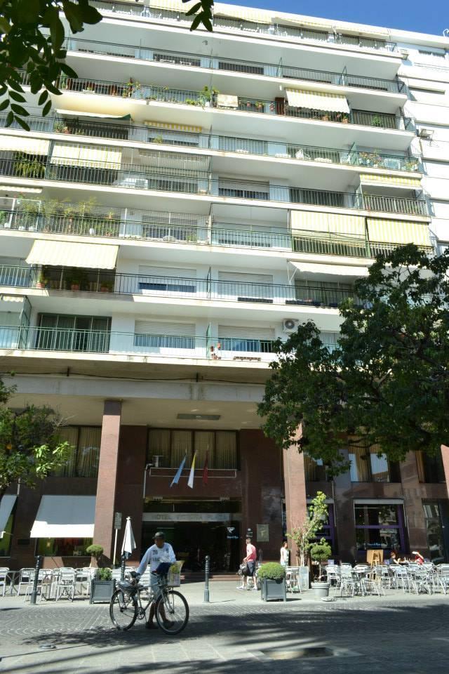Victoria Plaza
