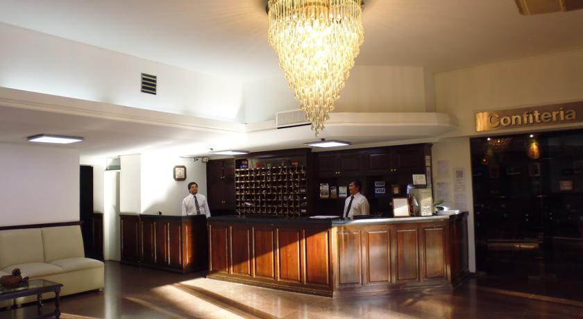 Hotel Victoria Plaza 3*