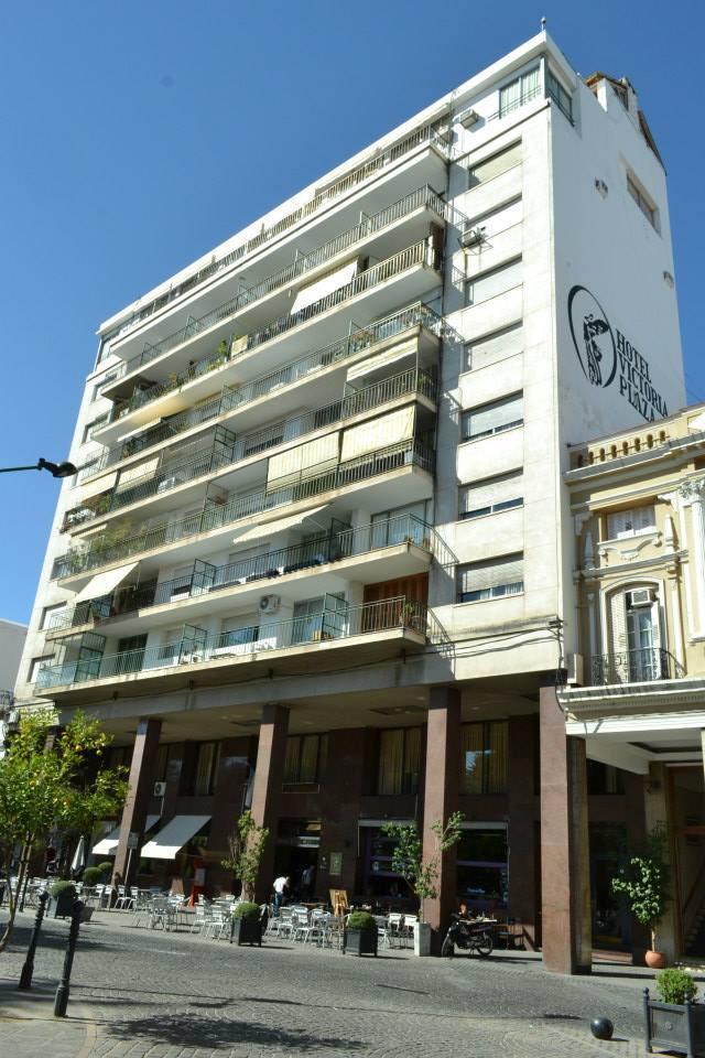 Victoria Plaza Hotel 3*
