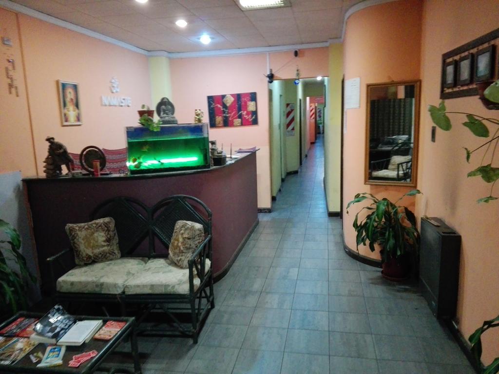 Namaste Hostal *