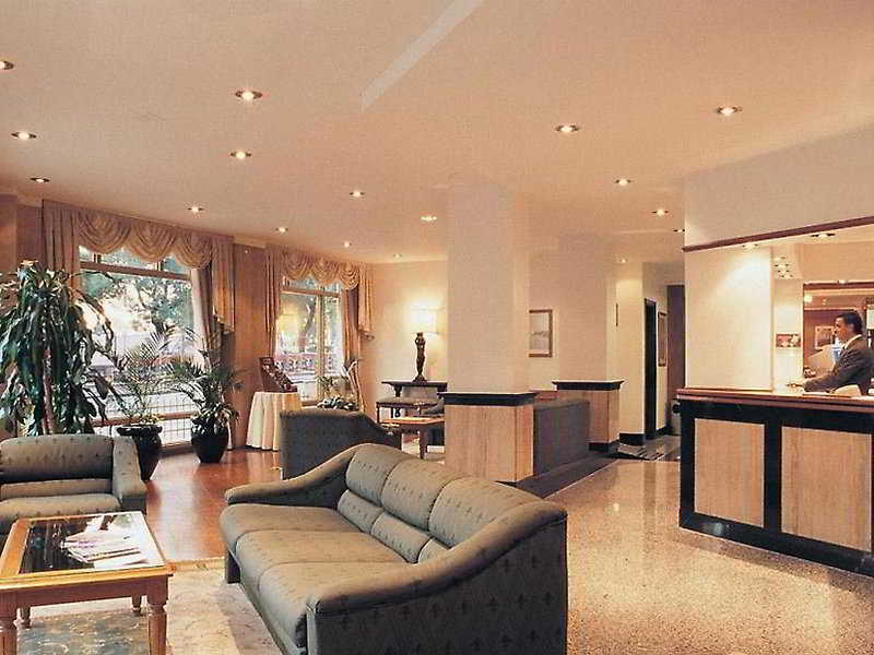 Casa Real Hotel 4*