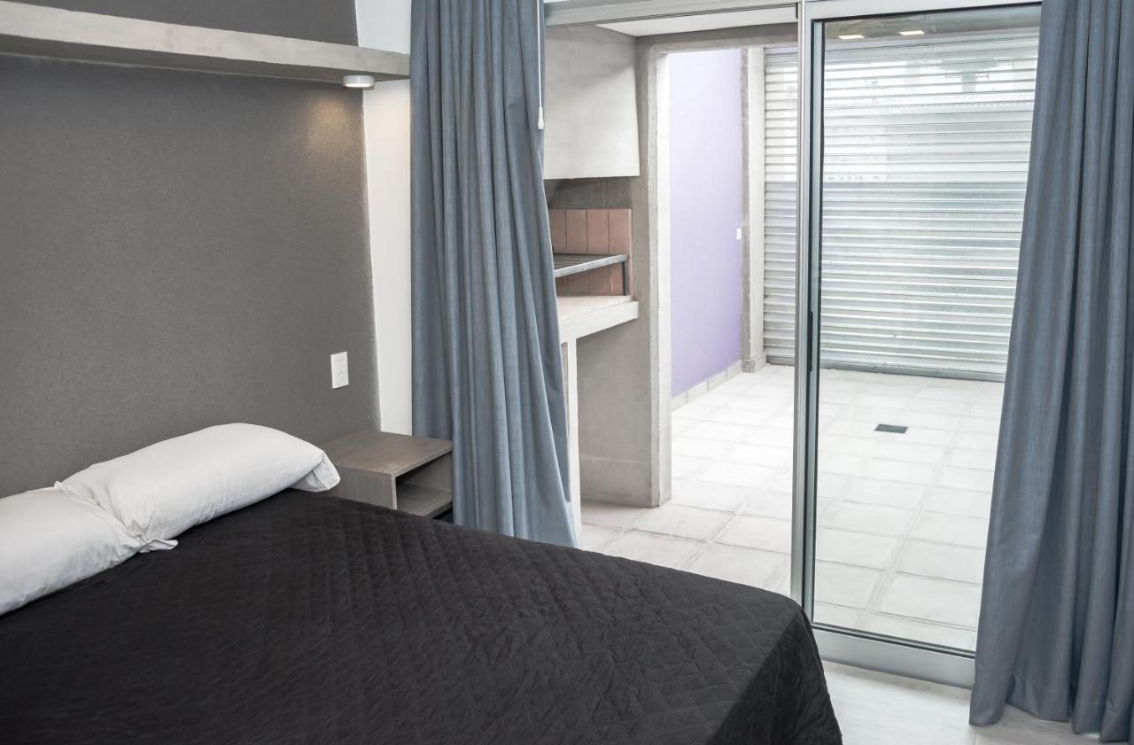 Dickens Apartahotel *